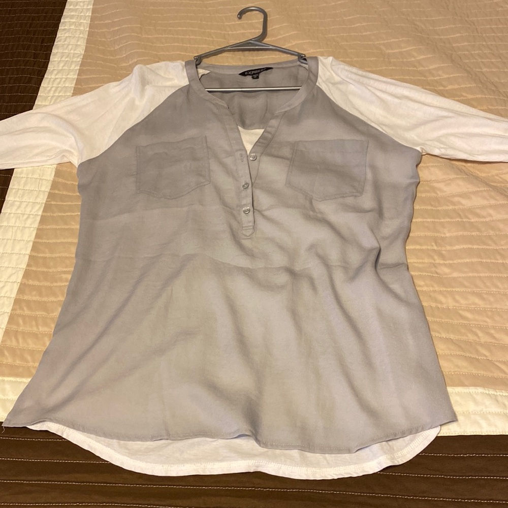 Only worn twice! In great condition express top!